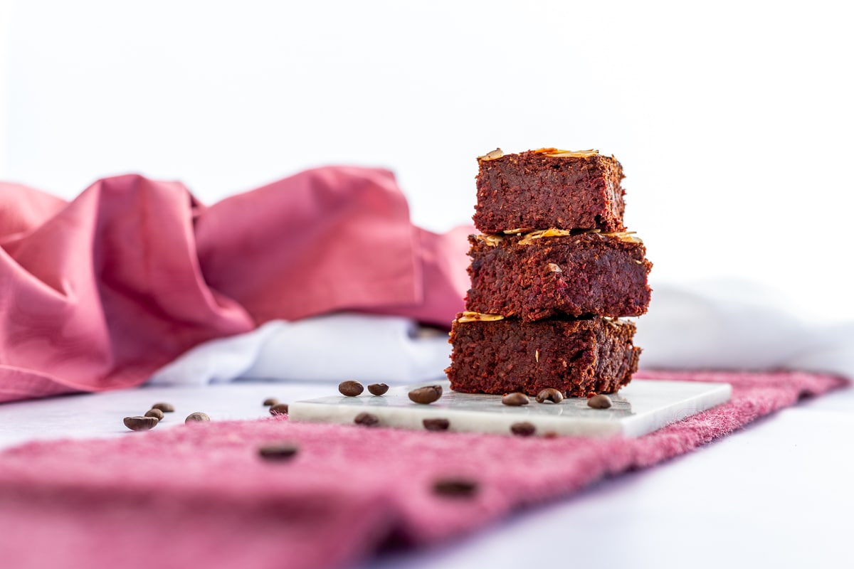Low carb Brownies mit Roter Bete