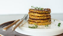 Schnelle Zucchini Pancakes (low carb & glutenfrei)